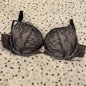 Victoria Secret Very Sexy Push Up Bra 34C